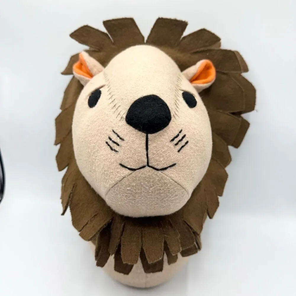 Pillowfort Felt Lion Head Wall Hanging Decor